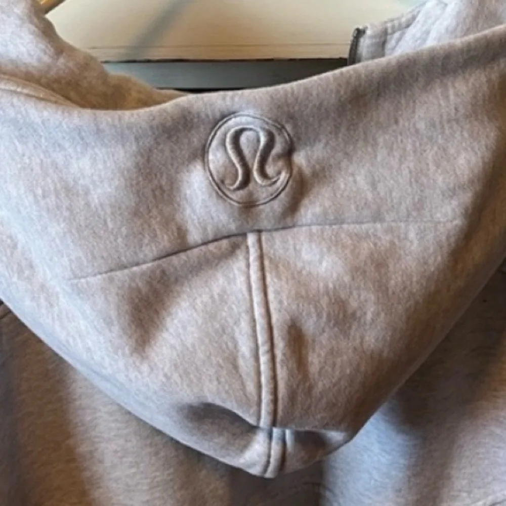 Lululemon Scuba Oversized Half-Zip Hoodie - Picture 8 of 8